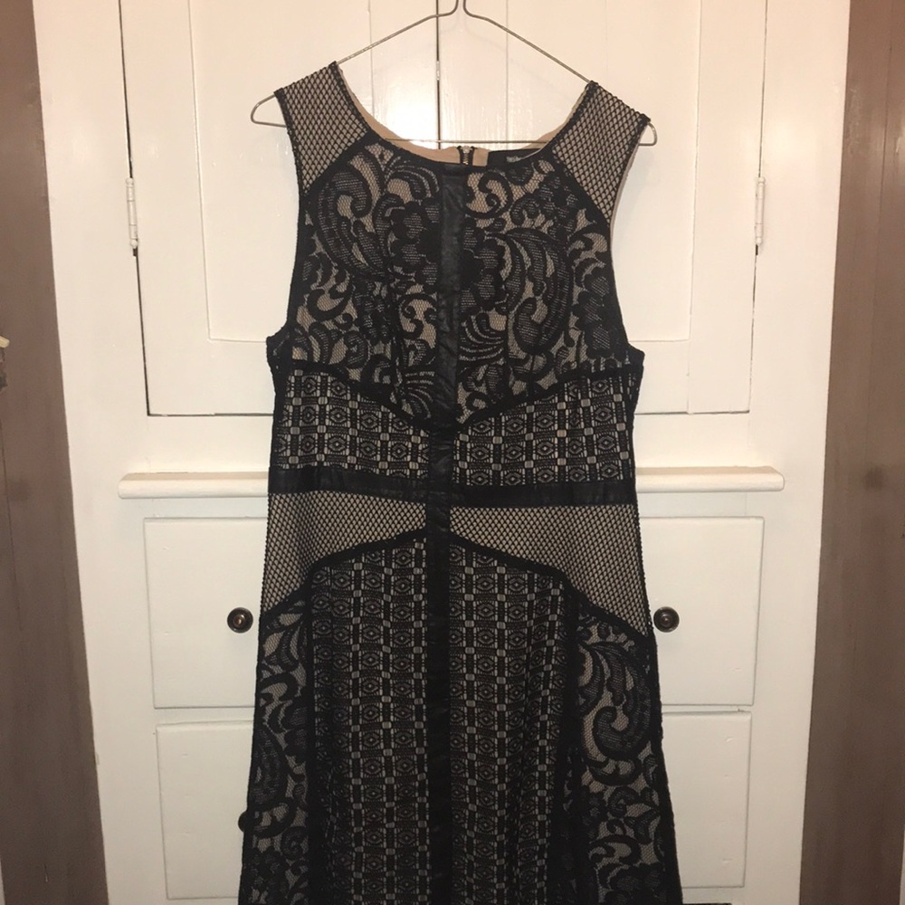 Dress - Picture 2 of 6